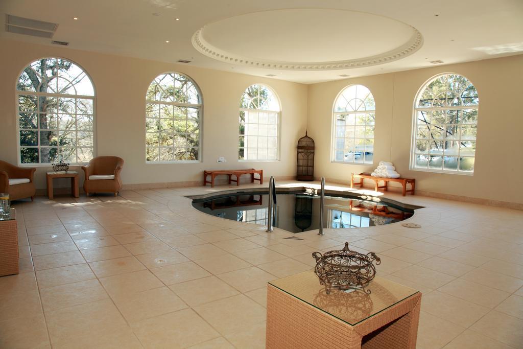 Milton Park Country House Hotel & Spa Боурал Стая снимка